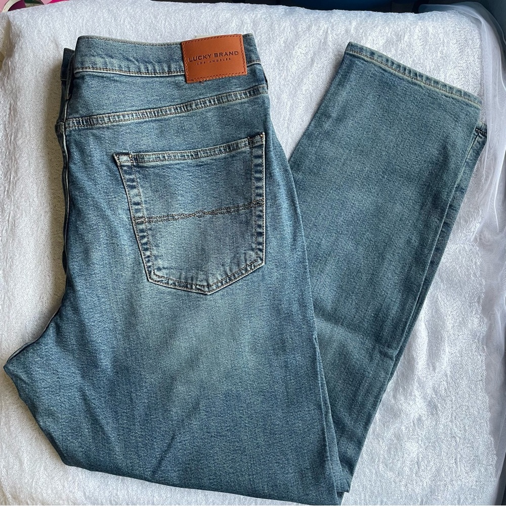 Lucky Brand Athletic Taper Jean